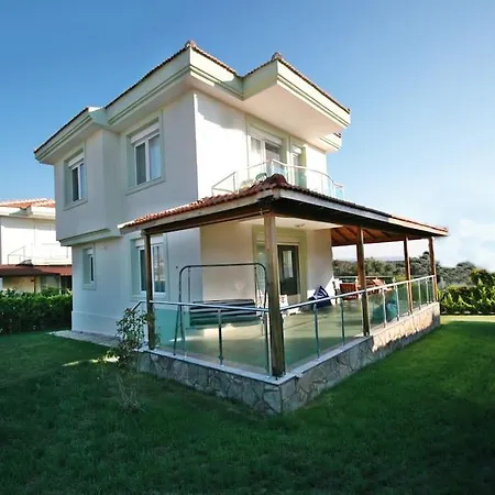 Poseidon Marine Villa *