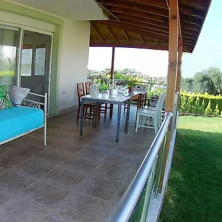 Poseidon Marine Villa Ildiri
