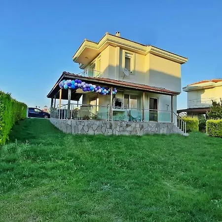 Villa Poseidon Marine Ildiri