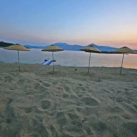 Poseidon Marine Villa Ildiri